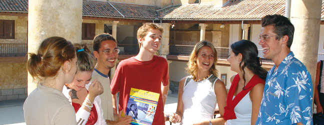 Curso en Sevilla en una escuela de idiomas para un estudiante Universitario (Sevilla en España)