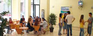 Escuelas de idiomas para un estudiante Universitario - ENFOREX - Valencia