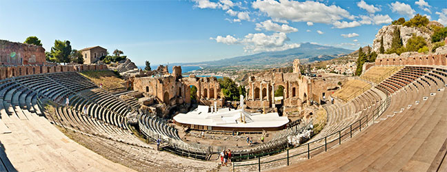 Taormina - Curso en Taormina en una escuela de idiomas para un profesional